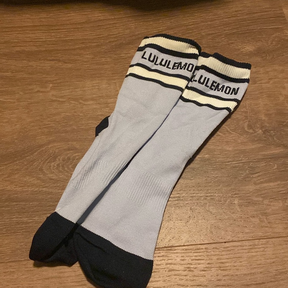 lululemon socks